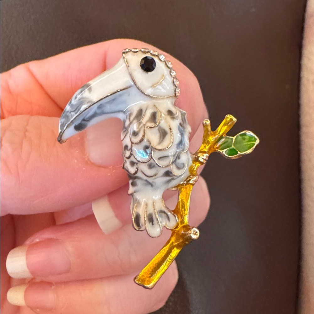 Tucan Bird Crystal Pin, Multicolor Crystals, New, Designed by Aratta